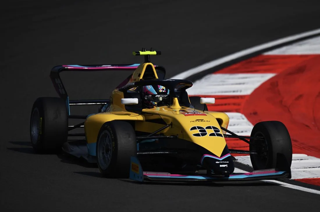 Esmee Kosterman’s Formula 4 car on track